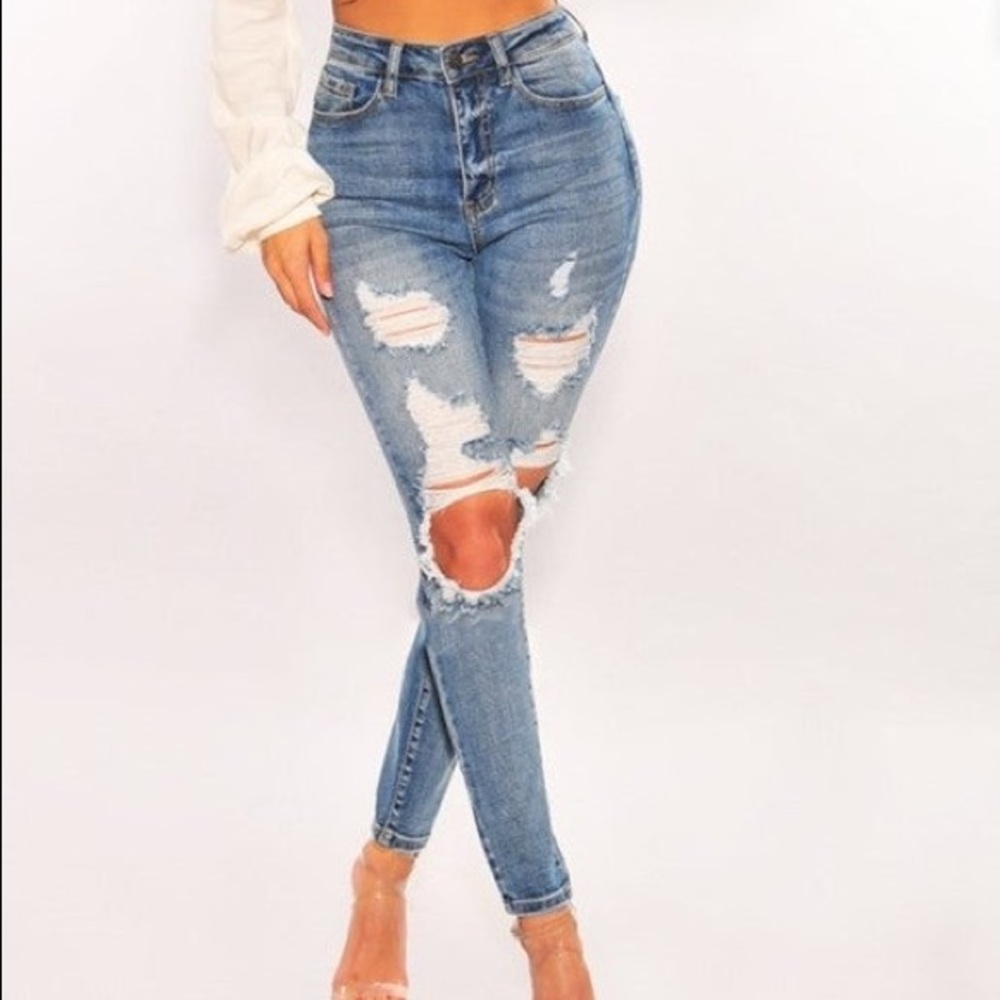 NWT light wash jeans
